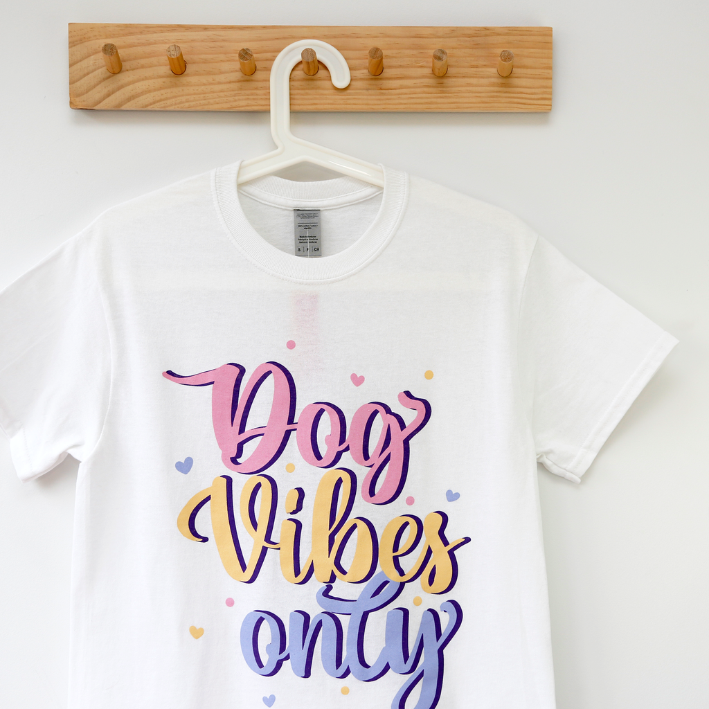 locally hand screen printing dog vibes only crew neck t-shirt. summer outfits, summer ready. Cooling screen printed t-shirts. Dog hand screen print t-shirts.