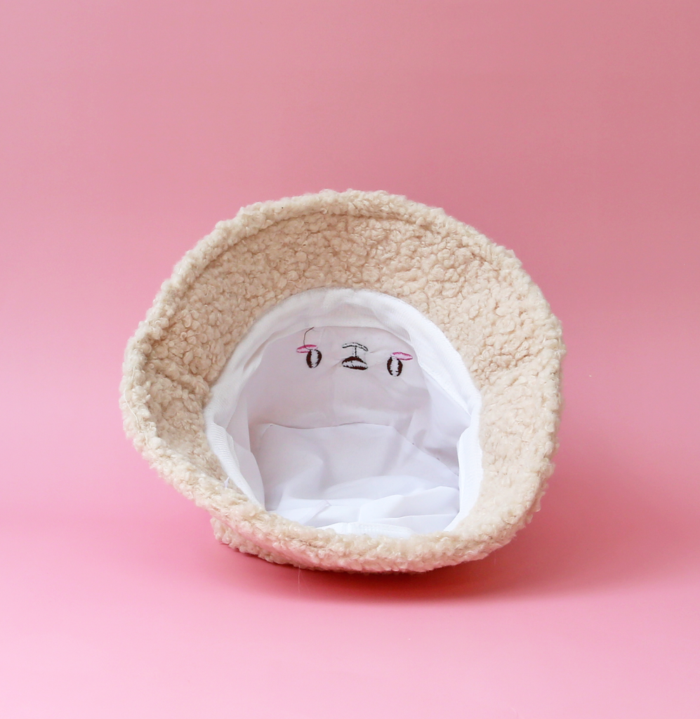 Bucket hat - Creamy Kuma •ᴥ•