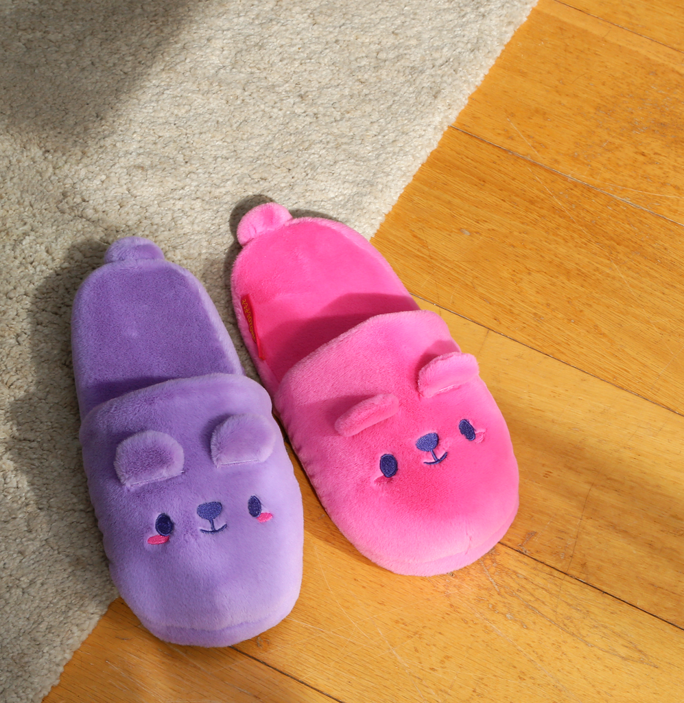 Ichigo-kuma plush slippers •ᴥ• ふわふわクマ ✦RARE✦