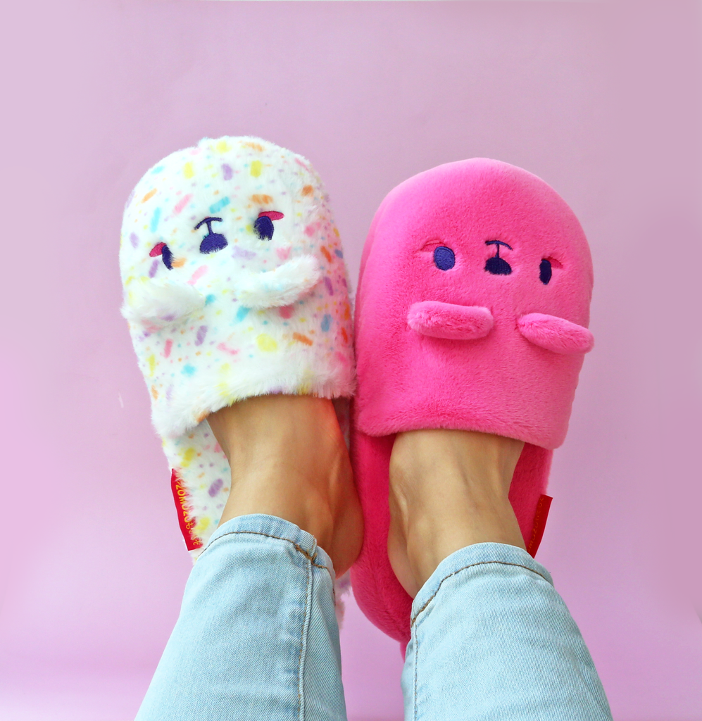 Ichigo-kuma plush slippers •ᴥ• ふわふわクマ ✦RARE✦
