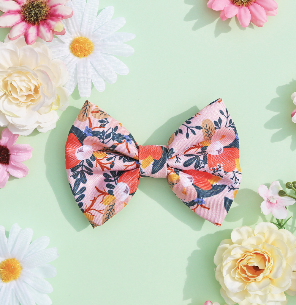Soft polyester bow tie. Flower patch design. 